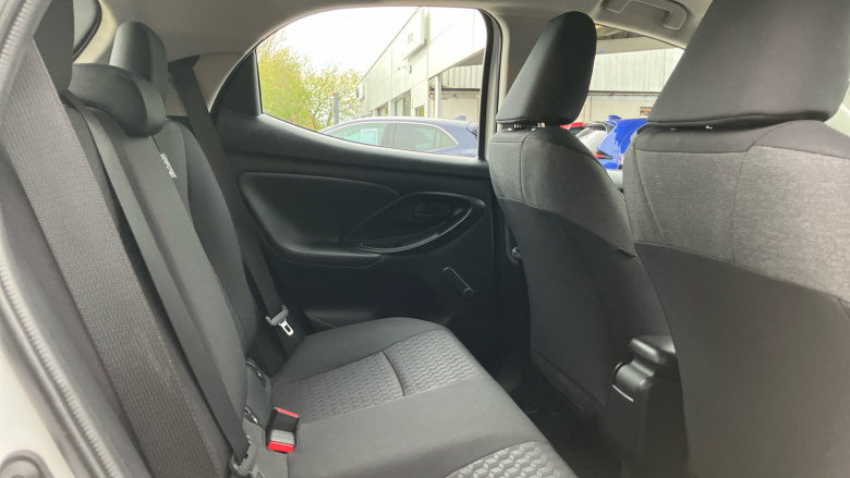 Toyota Yaris 1.5 Hybrid Icon 5dr CVT Hybrid Hatchback